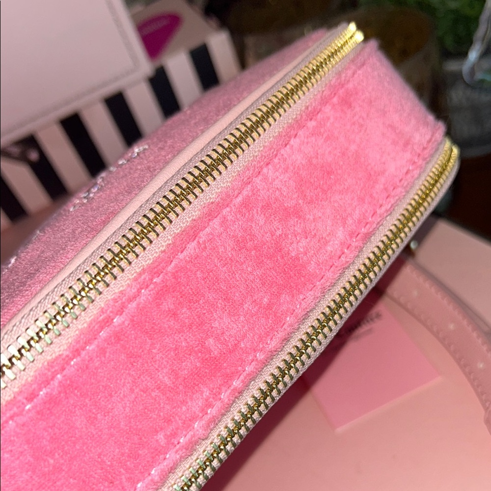 New! Juicy Couture Juicy Lovers Club crossbody bag in Pink w/sparkling crystals - Picture 13 of 15